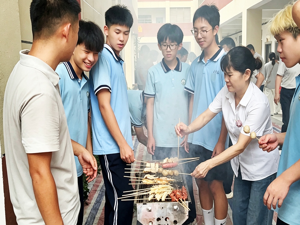 山东烟台纠正叛逆期孩子的学校怎么联系